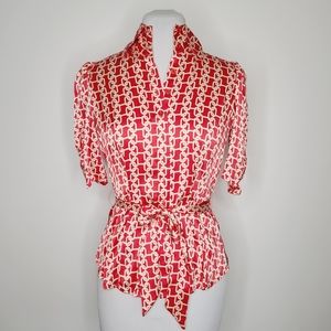 Bebe Tie Waist Silk Blouse in Rio Red and White Chain Print Size XS